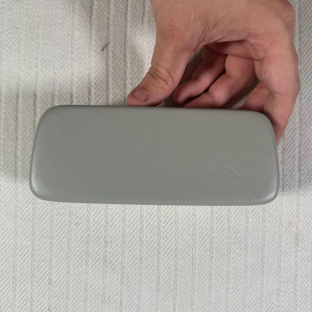 Calvin Klein Eyeglass & Sunglass Hard Case Gray Silver Clam Shell